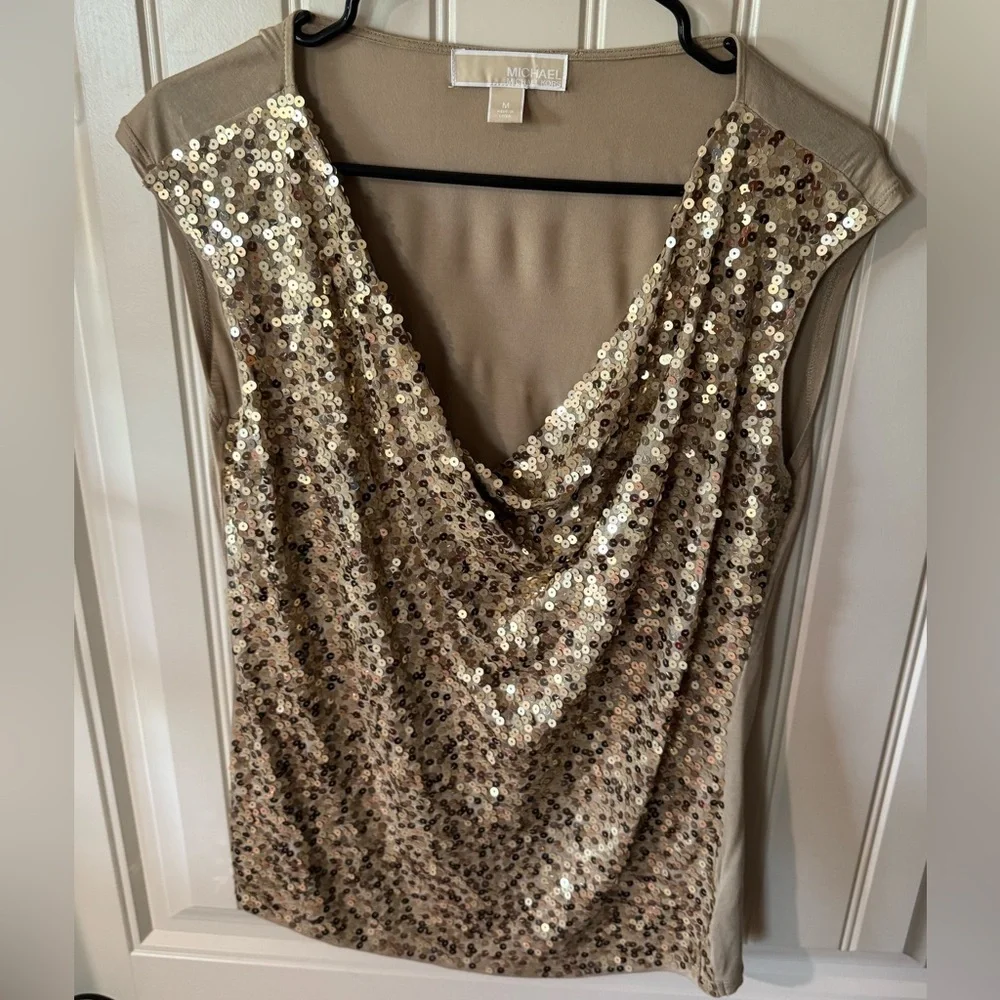 2/for $20 🪩 MICHAEL KORS Gold Sequin Sleeveless, Scoop Blouse (Women’s Medium)